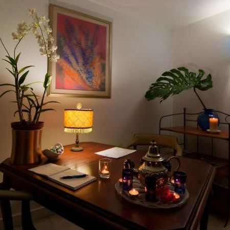 Mynt Retreat Bed & Breakfast Бухта Монтего Экстерьер фото